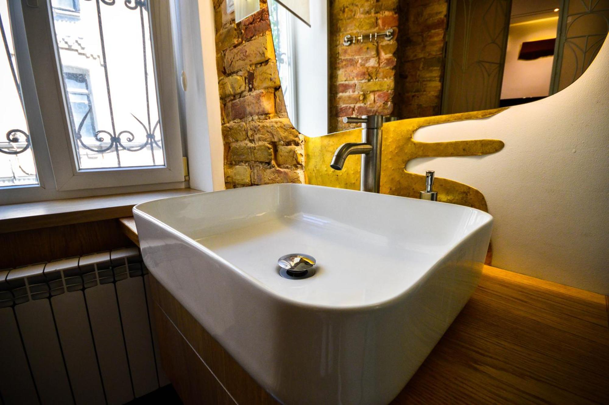 Kyiv Solaris Studio ภายนอก รูปภาพ